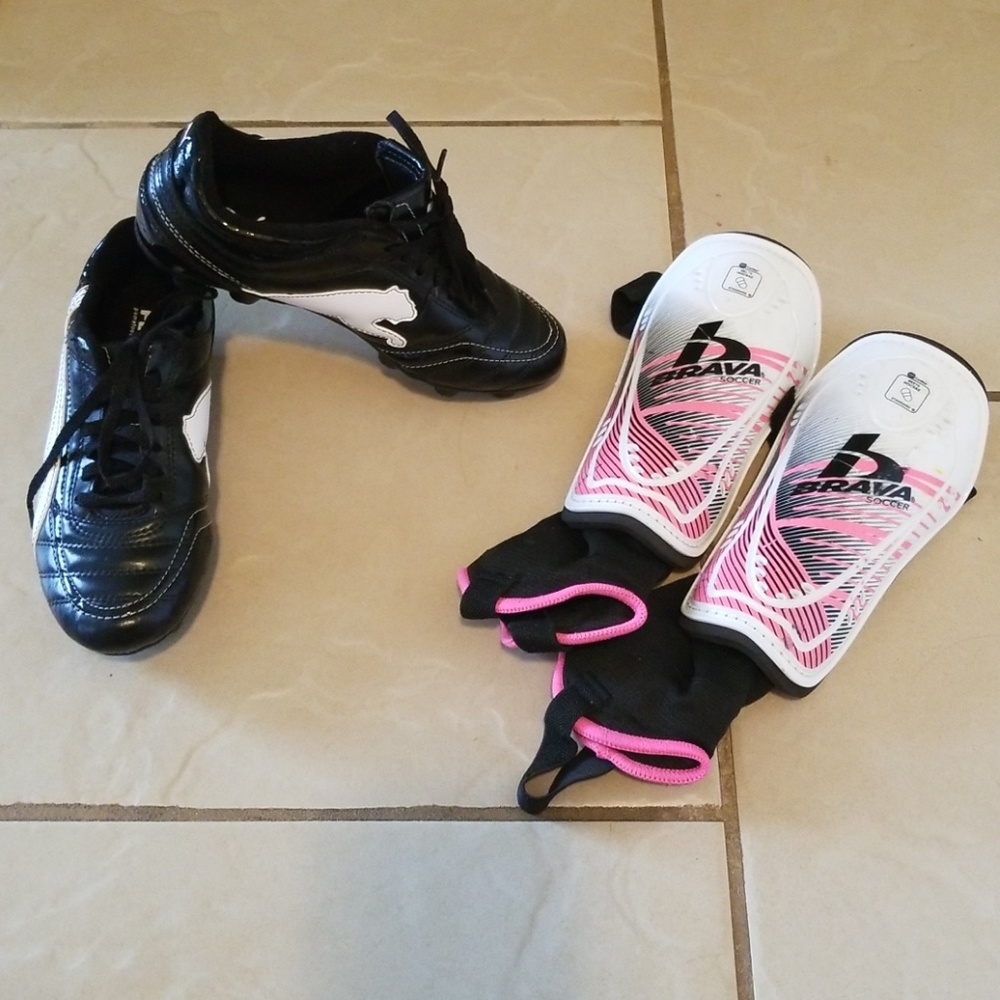 Puma Soccer Cleats and Brava shin guards - Picture 1 of 4